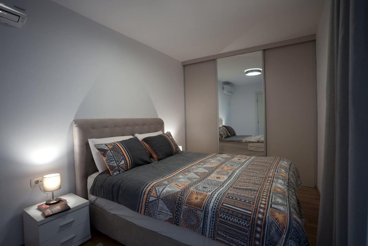 Apartment Maritime Budva Luaran gambar